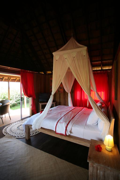 La Perruche Rouge Guest House Tamatoa Exteriör bild